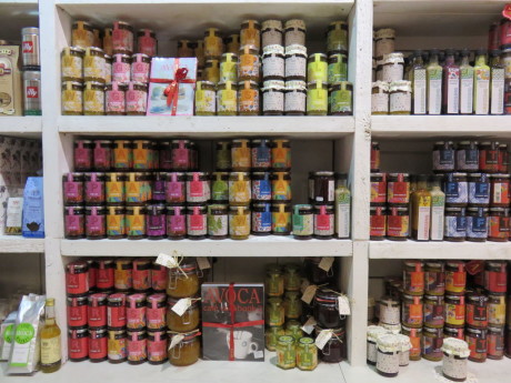 Avoca preserves. Discover the best places to shop in Dublin, Ireland.