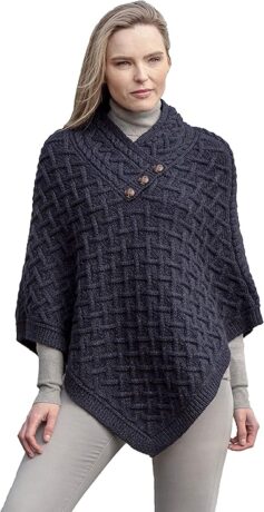 Cable knit nua button poncho