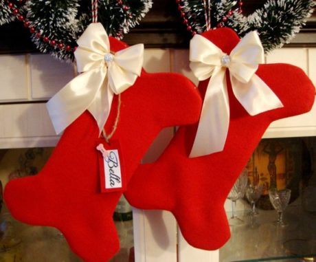 Dog bone Christmas stocking. Gift Ideas for Your Dog #giftguide #dog
