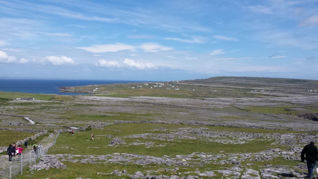 Inis Mór. Discover the tradition, culture and heritage of Ireland’s Aran Islands with this complete guide.