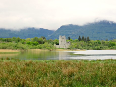 The guide to budget #travel in #Ireland