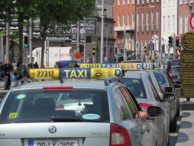 How to safely use #Irelands taxi services. #travel